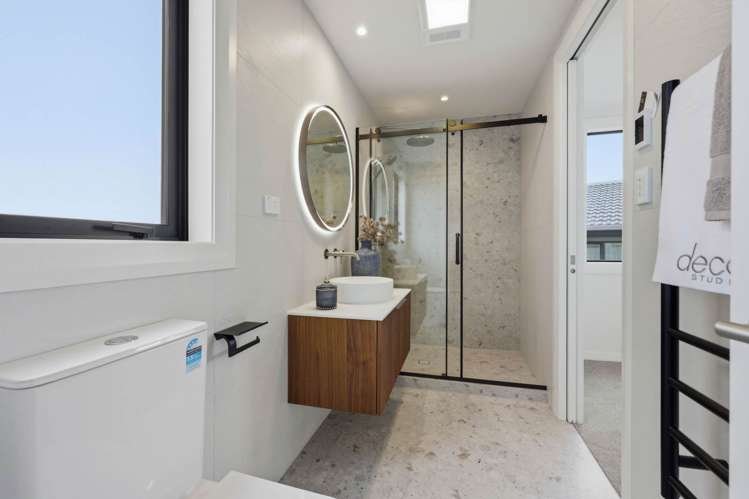 6A Gulf Crest Bucklands Beach_43