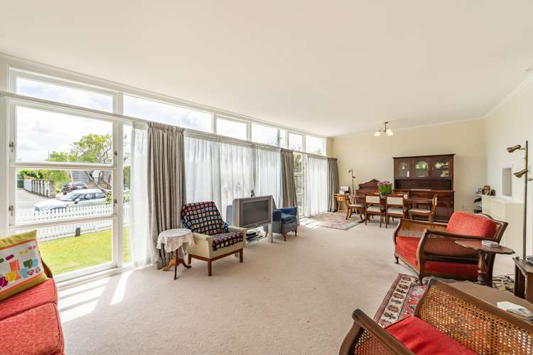 70 Queens Grove Lower Hutt_3