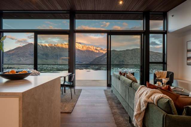 8 McGregor Lane Queenstown_4