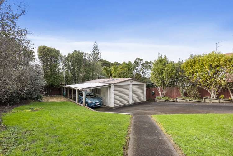 6 Alton Terrace Pakuranga Heights_10