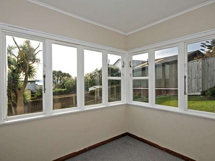 61 Beacon Hill Road Strathmore Park_7