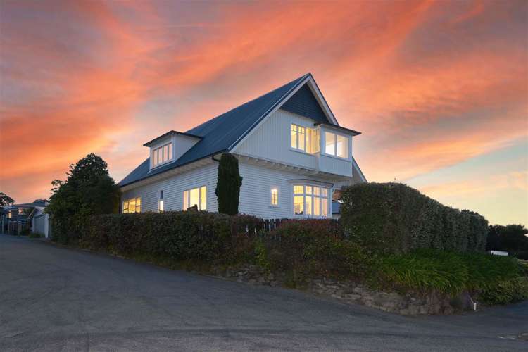 8 Cracroft Terrace Cashmere_1