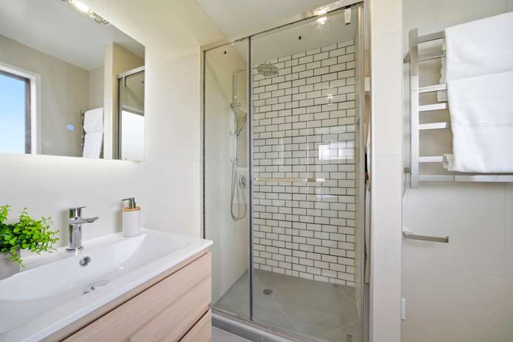 93 Stapleford Crescent Browns Bay_15