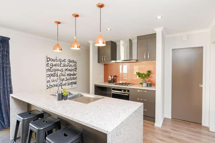 115 Amesbury Drive_3
