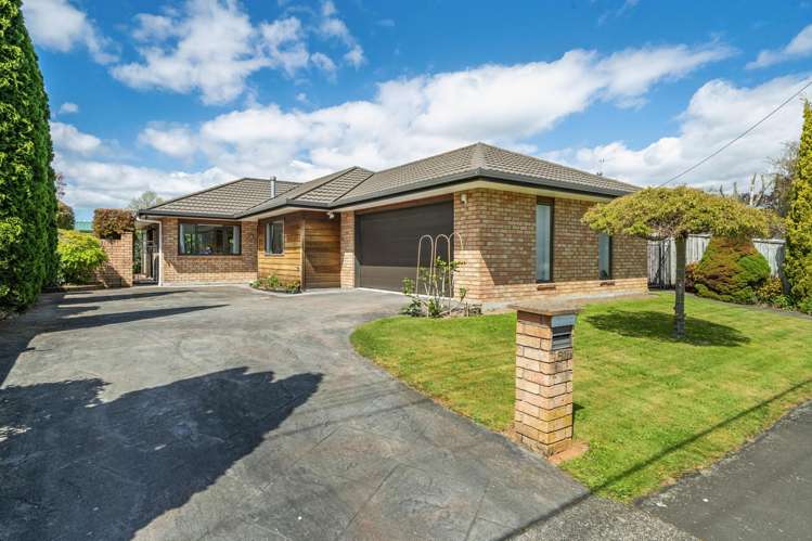 51 Fraser Crescent Elderslea_23