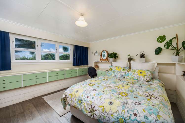 74 Lloyd Avenue Mount Albert_19