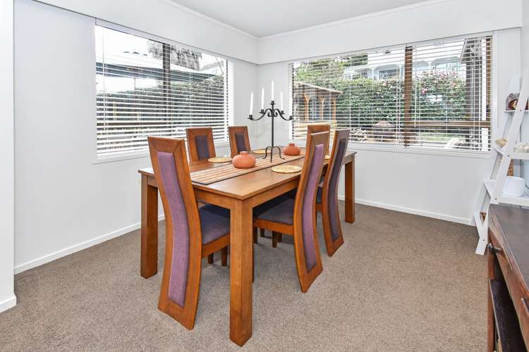 10 Kingsclere Place Goodwood Heights_23