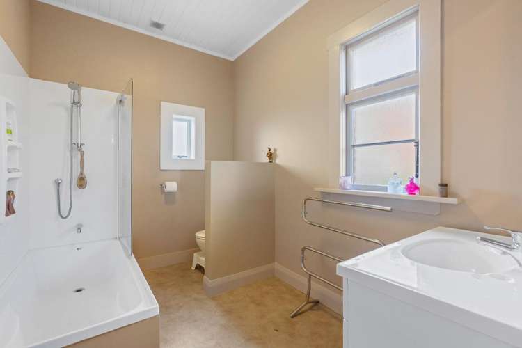 79 Middleton Road Kew_17