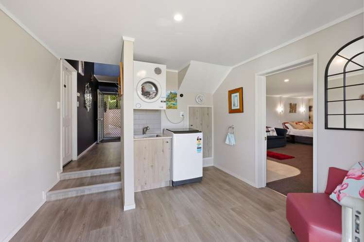 49 Torkar Road Clarks Beach_29