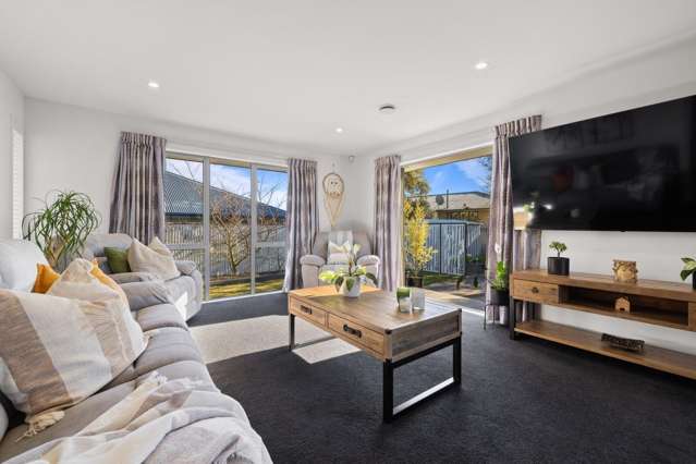 6 Newhaven Street Burwood_3