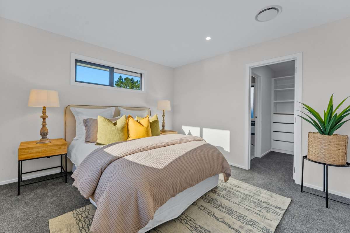 74 Metoriti Crescent_3