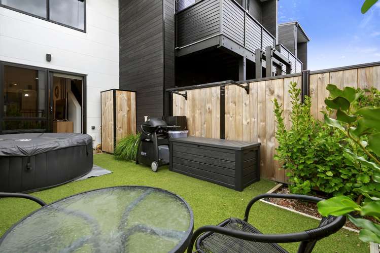 7/10 Rainey Grove Taita_12
