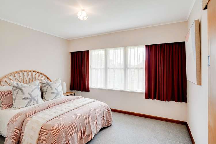 19 Scott Avenue Hamilton East_16