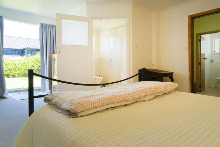 87 Arataki Road Havelock North_22