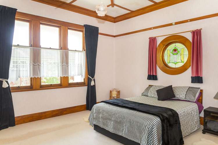 39 Guy Street Dannevirke_19