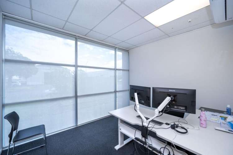 5 Sir William Avenue & 10 Barmac Place East Tamaki_19