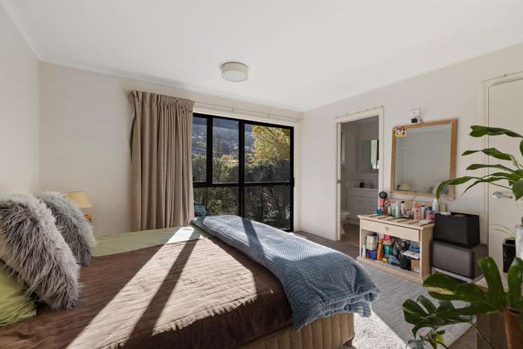 199 & 203 Fernhill Road Fernhill_11
