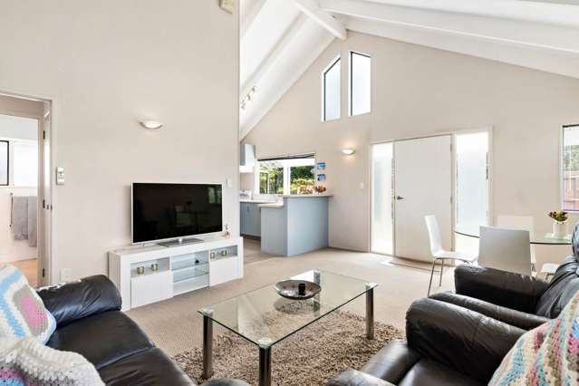 1/37 Teal Crescent Beach Haven_4