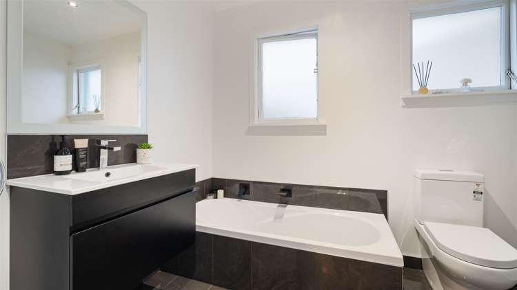 63 Blankney Street Hornby_23