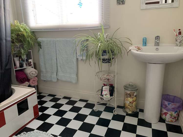 159 Benhar Road Balclutha_14