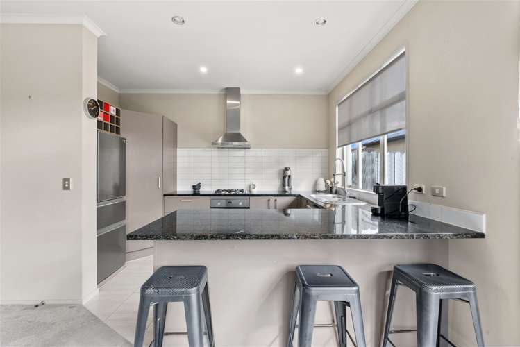 119 Baverstock Road Flat Bush_6