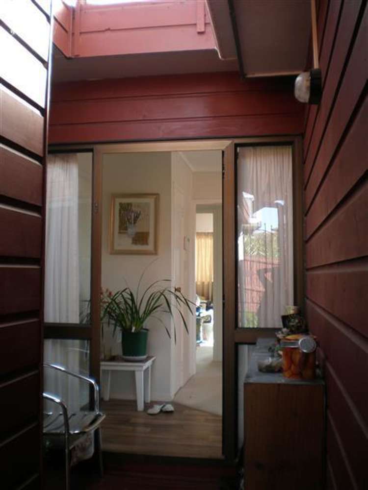 1/7 Courant Place Clover Park_2