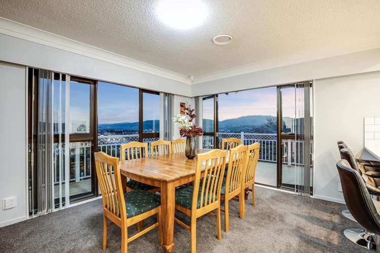 7 King Charles Drive Kingsley Heights_7