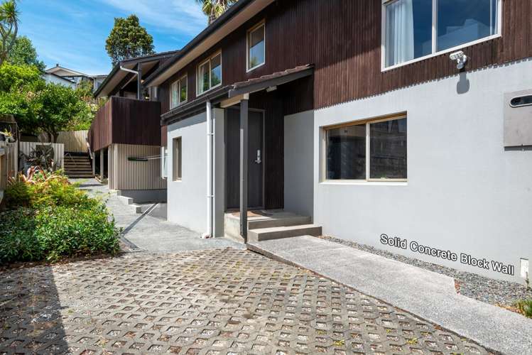 22 Surville Place Mairangi Bay_24