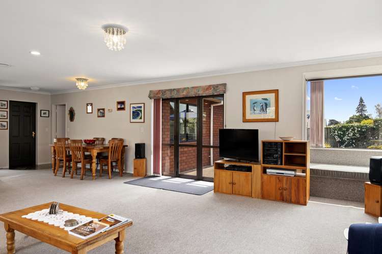 8 Ledger Close Richmond_5