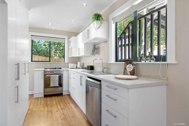 193a Godley Road Titirangi_5