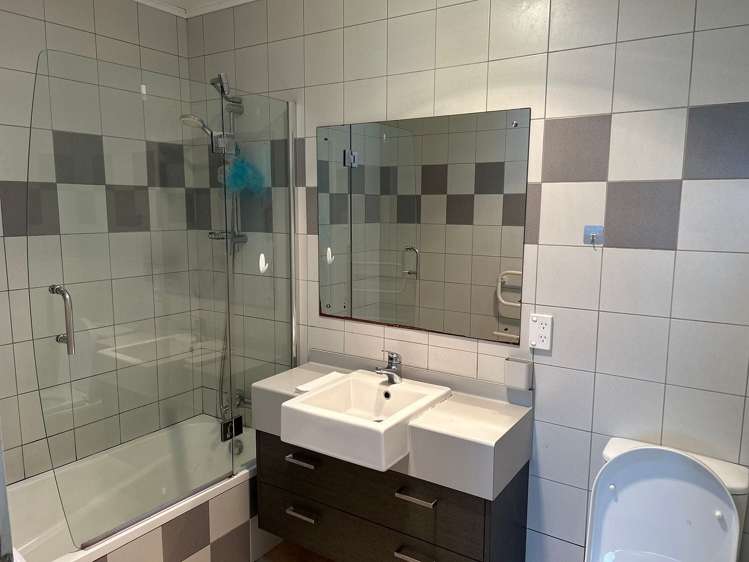 71 Kemp Road Massey_7