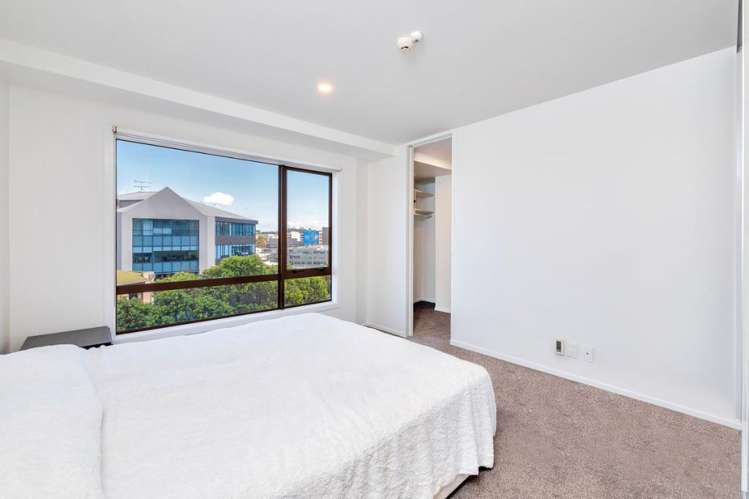 2a/27 George Street Newmarket_10