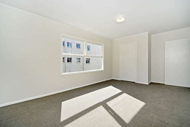 4/17A Esplanade Road Mt Eden_4