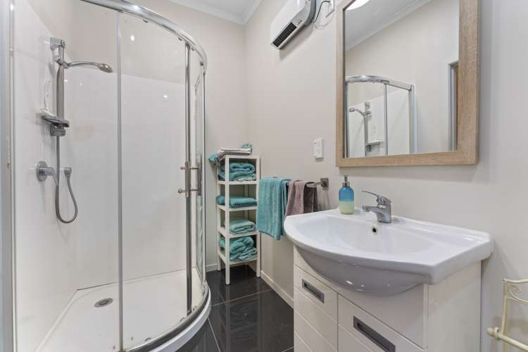 45 Koputara Road Himatangi Beach_13