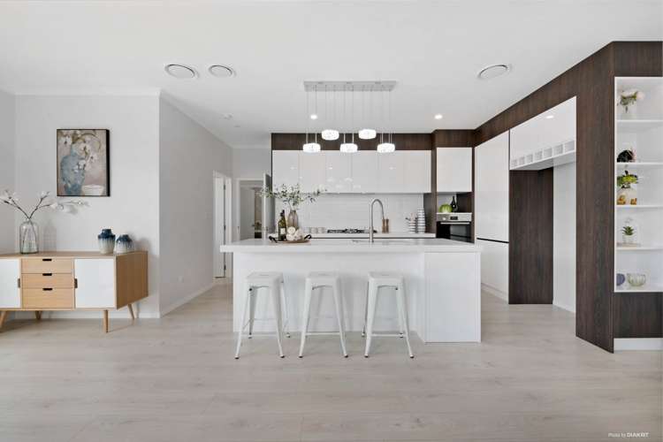 82 Thomas Road Flat Bush_4