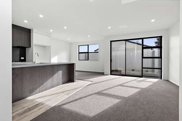 7/102 Swayne Road 11373_2