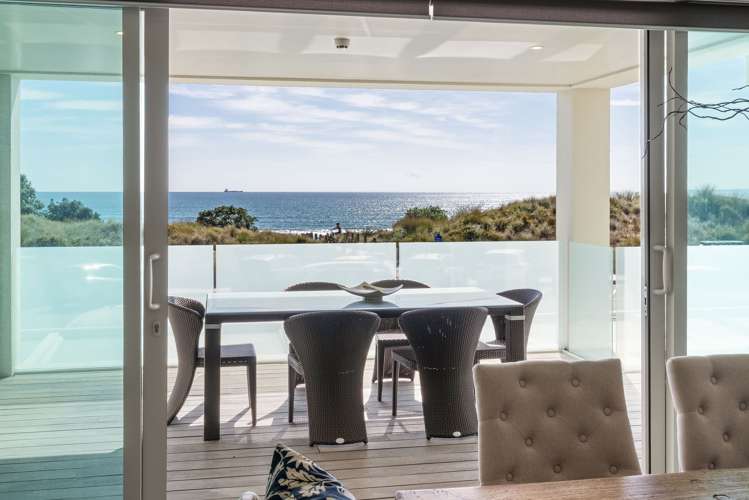 2/154 Marine Parade_0