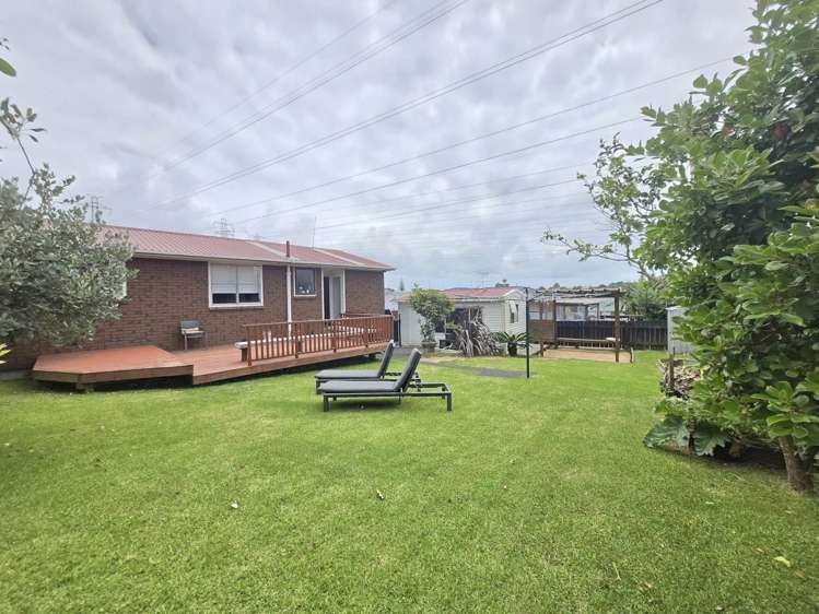 174 Barrack Road Mt Wellington_13