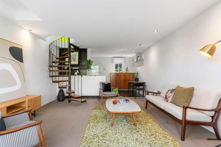4/10 George Street Mount Eden_3