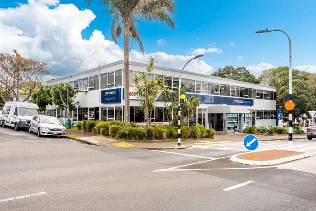 128 Hurstmere Road Takapuna_3