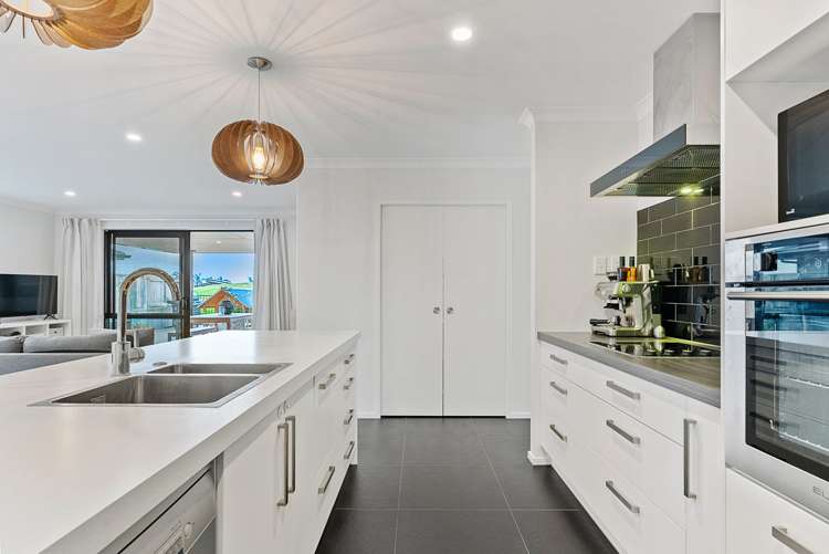 59 Harding Drive Papamoa_5