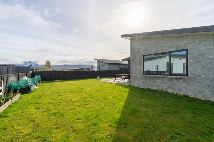 53 Takitimu Avenue Te Anau_21