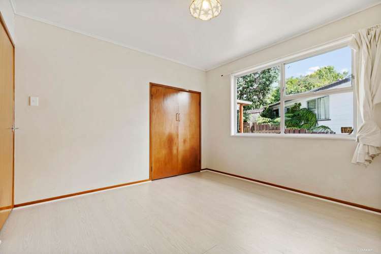 22 Finlow Drive Te Atatu South_19