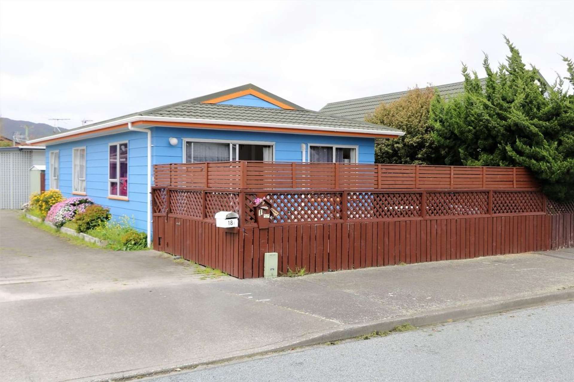 1/18 Plunket Avenue Petone_0