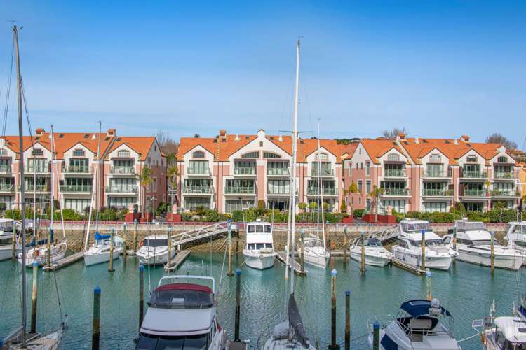 49 Waterside Crescent Gulf Harbour_40