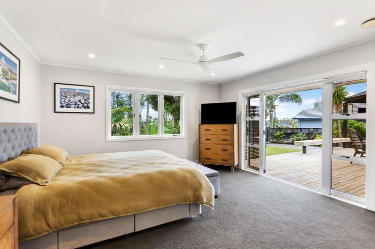 4 Holman Road Te Atatu Peninsula_15