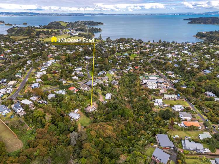 37b Ocean Road Surfdale_23