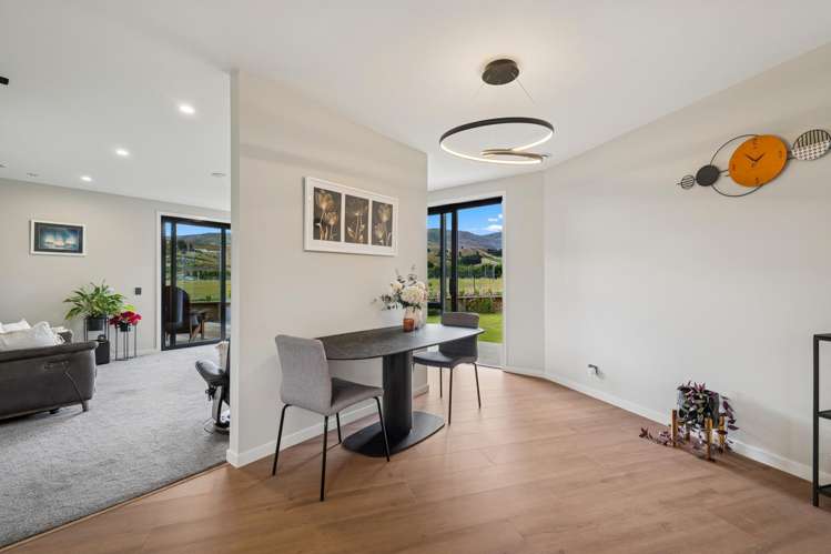 93 Magnum Drive Cromwell_7