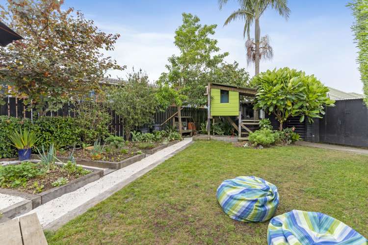 58a Kings Road Panmure_17