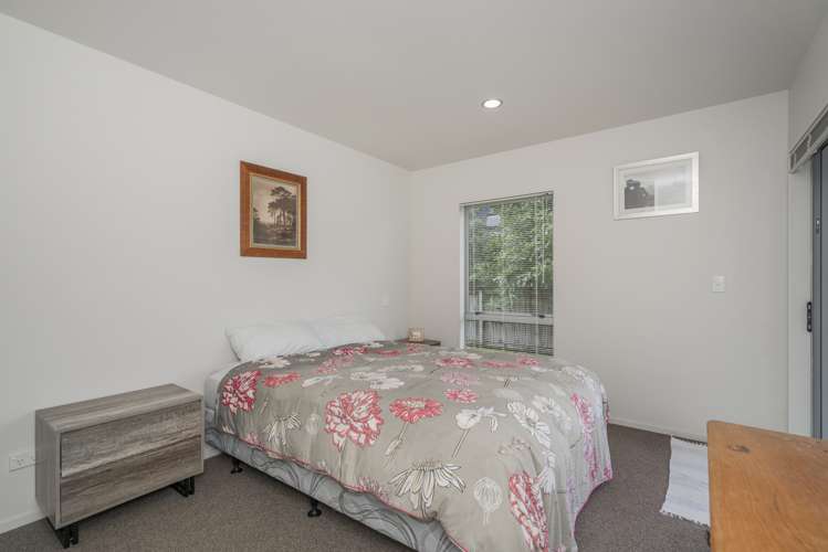 11/18 Eyre Street Whitianga_11